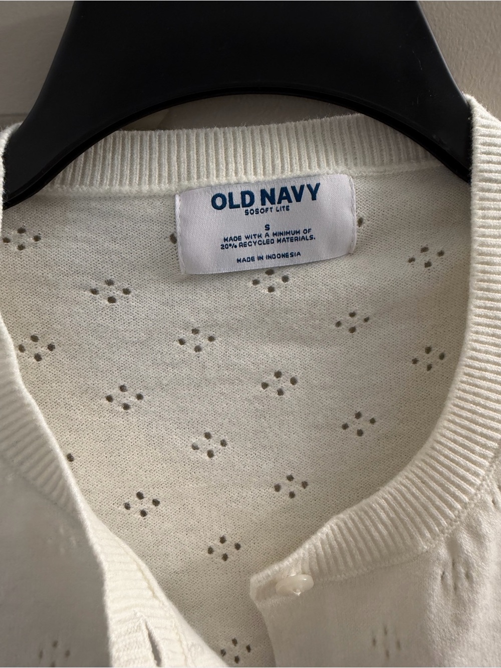 Old Navy Cream Eyelet Crewneck Cardigan - Picture 2 of 2
